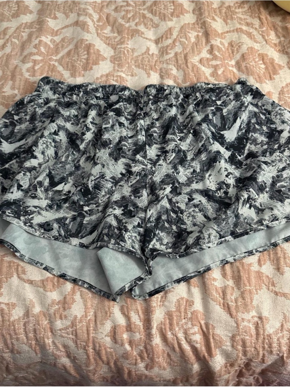 Athleta Black & Gray Abstract Print Running Shorts
